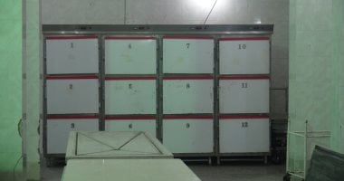 خروج جثامين أب وأم وطفليهما بعد انتهاء أعمال التشريح بمشرحة بنها