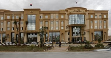 أولى جلسات محاكمة المتهم بالاستيلاء على صفحات الفنانة شيرين عبد الوهاب اليوم