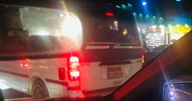 مطاردة مثيرة فى الهرم.. سقوط سائق ميكروباص أرعب المواطنين وهرب