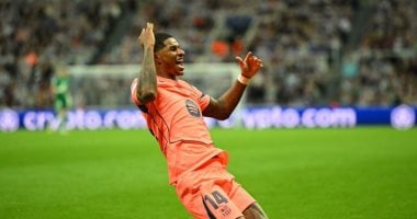 مدفع الإفطار.. صاروخية راشفورد تمزق شباك نيوكاسل