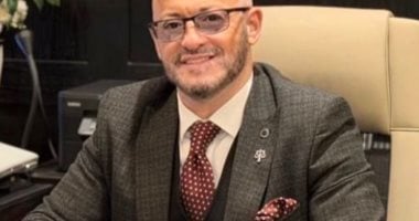 محاكمة طبيب شهير استغل صورة هيفاء وهبى دون إذن قانوني 6 أبريل