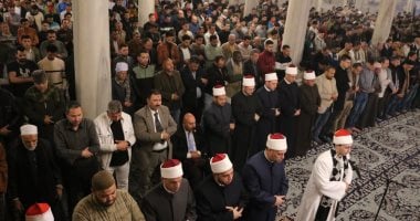 كبار القراء ونجوم دولة التلاوة يحيون ثامن ليالي رمضان بتلاوات ندية وابتهالات روحانية بالمساجد الكبرى