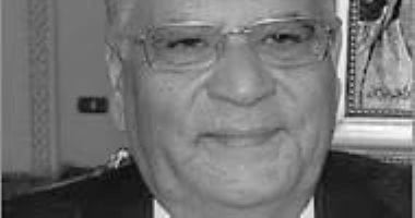 وزير التعليم العالى ينعى الدكتور عصام سالم رئيس جامعة الإسكندرية الأسبق