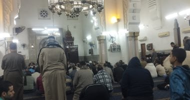 تراويح ليلة العاشر من رمضان بمحافظة المنيا.. مباشر من مسجد الفولى
