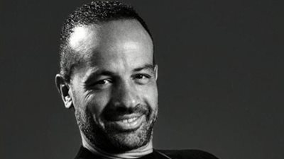 إخلاء سبيل منتج فيلم “السلم والثعبان 2” بكفالة بعد اتهامه باستخدام شعار مصر للطيران