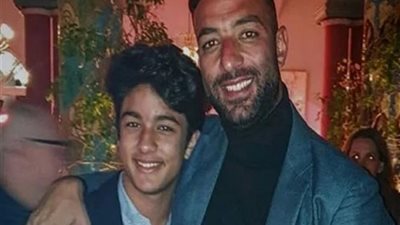 نجل “ميدو” في ورطة بالقاهرة الجديدة ووالده يصل النيابة