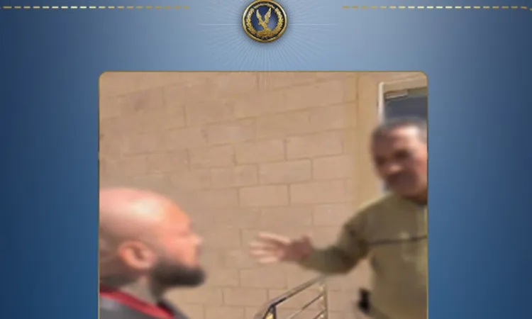 فيديو سائح أجنبي يكشف واقعة “إنهاء الإجراءات مقابل المال” في جنوب سيناء.. ومصدر أمني يوضح الحقيقة