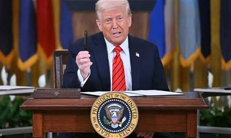 ترامب يصف سماح طهران بعبور عشر ناقلات نفط بـ “الهدية” ويؤكد استمرار الضغط