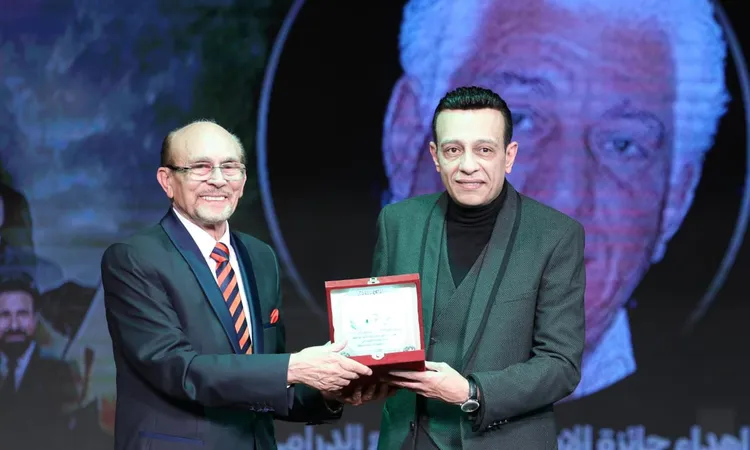 محمد صبحي يكرم نجوم الزمن الجميل: أنتم ضمير الفن الحقيقي.. صور