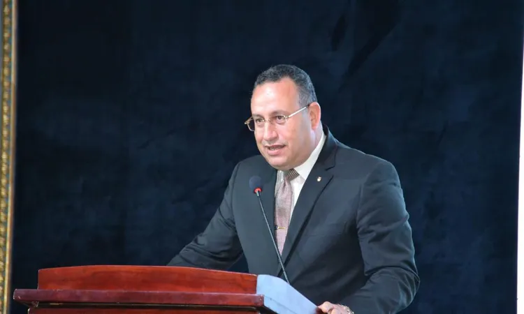 وزير التعليم العالي يوجه برفع درجة الاستعداد بالمستشفيات الجامعية