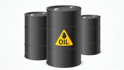 أسعار النفط قد تقفز إلى 200 دولار حال استمرار إغلاق مضيق هرمز