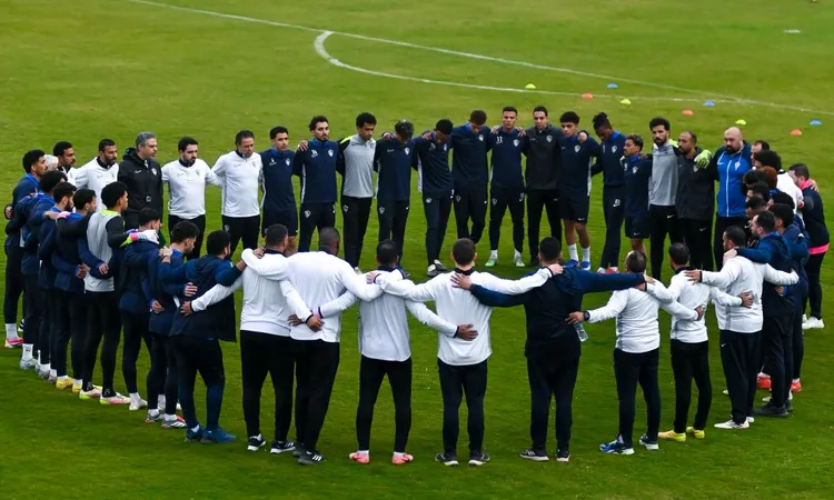 محاضرة فنية وتدريبات بدنية.. أبرز ملامح مران الزمالك استعدادا لمباراة المصري