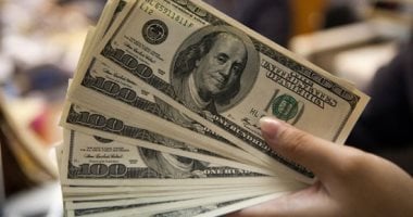 سعر شراء الدولار فى البنك الأهلى المصرى اليوم الثلاثاء 49.83 جنيه