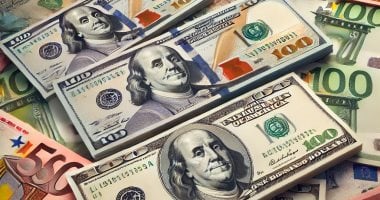 الدولار لحظة بلحظة.. 52.29 جنيه سعر شراء الأخضر فى بنك قناة السويس