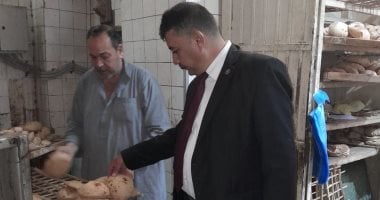 ضبط 7 طن مكرونة منتهية الصلاحية خلال حملات رقابية مكثفة بالبحيرة