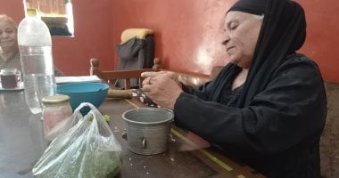 أصلها فرعونى.. “الشلولو” أكلة الطبلية بمنازل أهالى قنا
