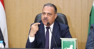 محافظ الشرقية يصدر 23 قرارا تأديبيا لـ 81 من العاملين المقصرين بالمحافظة