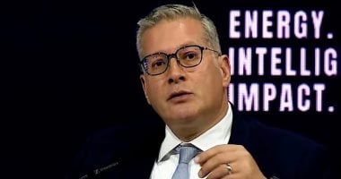 وزارة البترول تنفي علاقة مصر بناقلة غاز تعرضت لحادث قبالة السواحل الليبية