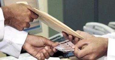 القانون حدد عقوبات مشددة لمواجهة جريمة الرشوة.. اعرف المنصوص