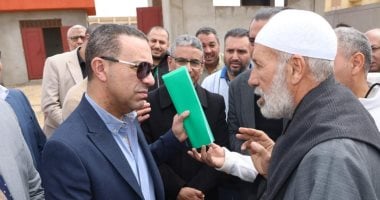 محافظ المنوفية يتفقد محطتى صرف صحى بهواش وإزالة الحديد والمنجنيز بفيشا