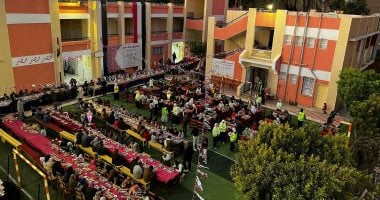 نائب محافظ الأقصر يشارك ذوى الهمم وأسرهم مائدة الإفطار.. صور