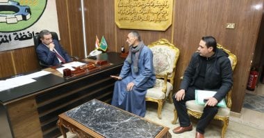 محافظ المنوفية يستمع لشكاوى عدد من المواطنين ويكلف الجهات المختصة بفحصها
