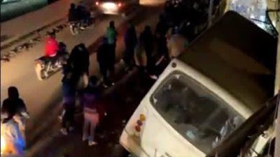 ثوانٍ من الرعب فوق الدائري.. أتوبيس يقتحم عقارًا في بشتيل ويصيب 5 ركاب