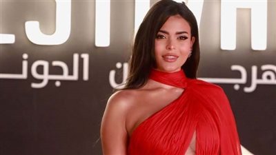 اسماء جلال فيلم السلم والثعبان.. كيف تعاملت الفنانة مع الانتقادات؟