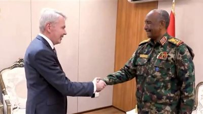 سباق مع الزمن في السودان.. الدبلوماسية تطرق الأبواب والرصاص يفتح الجبهات