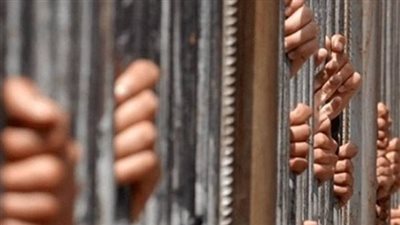 الأمن يوضح ملابسات فيديو استغاثة لتنفيذ حكم قضائي ويكشف خلفياته الأسرية