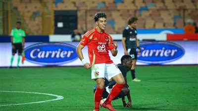 فكرة انتقال اللاعب للأهلي عن طريق “كوبري” غير منطقية