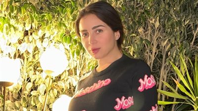 مي عز الدين تتصدر التريند بعد أول ظهور لها.. ورسالة دعم من زوجها