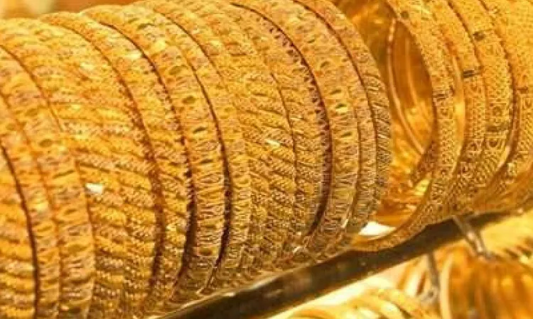 أسعار الذهب في مصر منتصف تعاملات اليوم.. عيار 21 يسجل 6880 جنيهًا