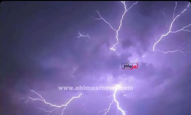 أمطار رعدية وصواعق وسيول ضربت مطروح وبراني والسلوم والساحل الشمالي