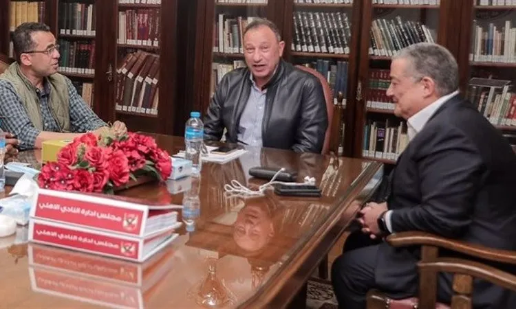 مصادر: الأهلي يقرر إلغاء لجنة التخطيط