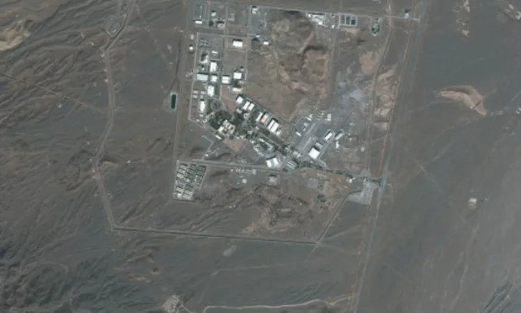 ضربة جوية “مشتركة” تستهدف مفاعل أراك النووي الإيراني