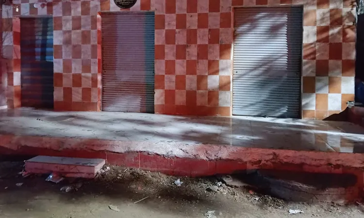 محافظ المنوفية يتابع جهود الوحدات المحلية في تنفيذ تطبيق مواعيد غلق المحال العامة