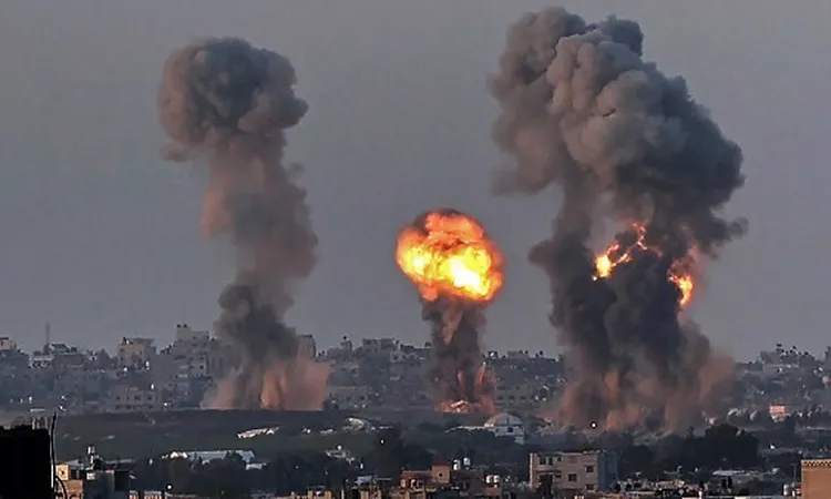 إعلام إسرائيلي: سقوط صاروخ إيراني على منطقة عراد يخلف 6 قتلى و100 جريح