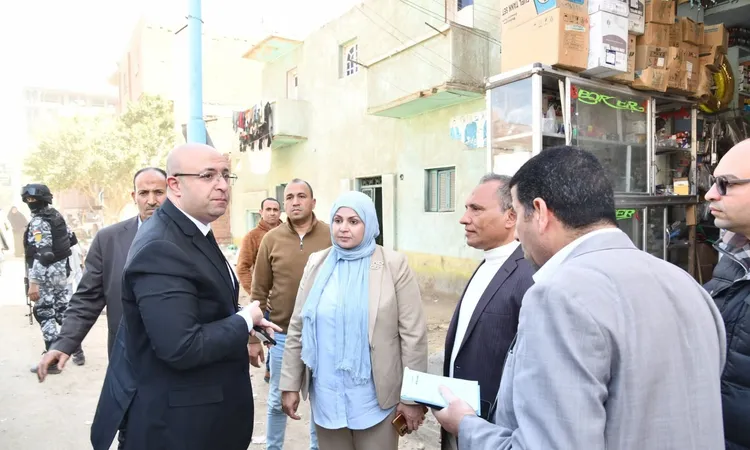 محافظ الفيوم يعاقب رئيس وحدة سنرو لتدني مستوى النظافة