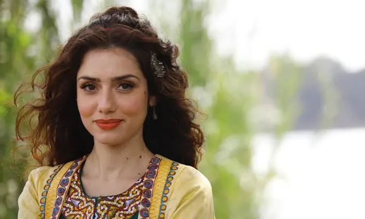 تغيب الفنانة جيهان الشماشرجي عن جلسة محاكمتها بتهمة سرقة شقة صديقتها