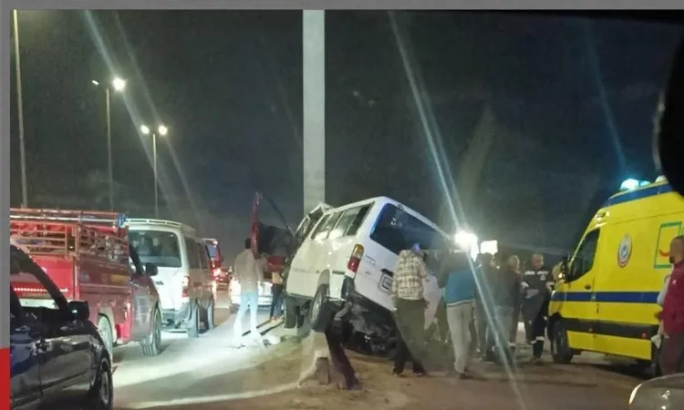إصابة 14 شخصا في حادث ميكروباص على الطريق الدولي بالإسكندرية
