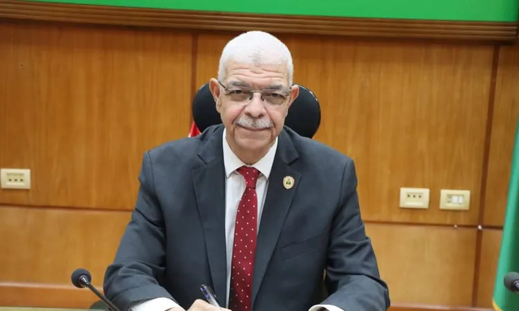 لسوء الأحوال الجوية.. رئيس جامعة المنوفية يعلن تعليق الدراسة حضورياً يومي الأربعاء والخميس