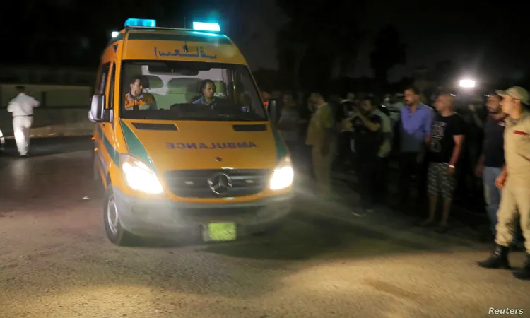 مصرع وإصابة 5 أشخاص إثر انقلاب ربع نقل في قنا