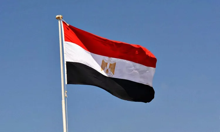 وزير الخارجية يلتقي رئيس مجلس الوزراء القطري لتنسيق جهود الوساطة وخفض التصعيد