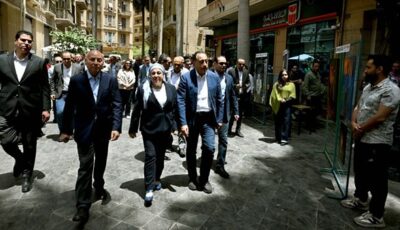 رئيس الوزراء يتفقد مشروع رفع كفاءة الواجهات الخارجية والموقع العام لقصر التحرير