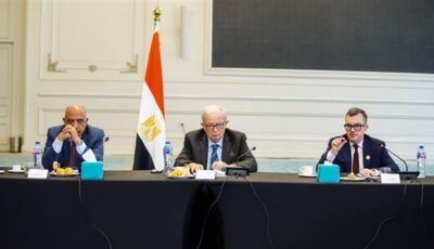 مصر والبنك الدولي يبحثان آليات مبتكرة لتمويل مشروعات البنية التحتية