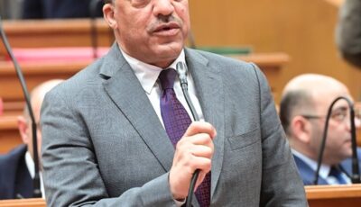 النائب فيصل أبو عريضة يتقدم بطلب إحاطة بشأن تأخر اعتماد تحديث الحيز العمراني بمركز الصف