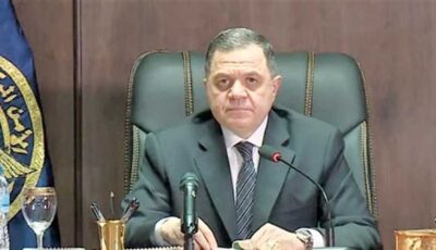 وزير الداخلية يهنئ وزير الدفاع بعيد الأضحى