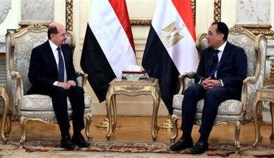 رئيس الوزراء يؤكد لنظيره اليمني دعم مصر للحكومة للشرعية ووحدة اليمن وسيادته
