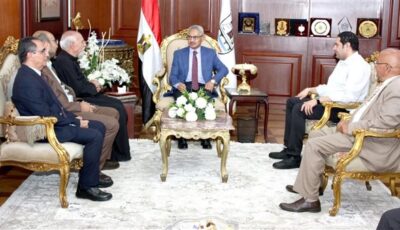 محافظ بني سويف يتلقى التهاني بعيد الأضحى المبارك من وفد الكنيستين الإنجيلية والكاثوليكية